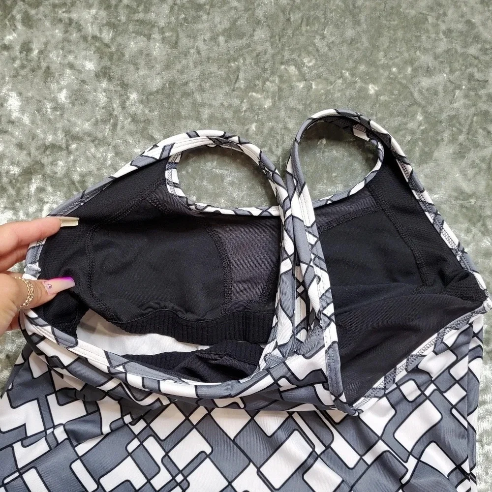 Nike Gray Geometric Print Athletic Tank‎
